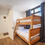 Modern Beachfront 2 Bed, 2 Bath- 143 Eden, Big Bay