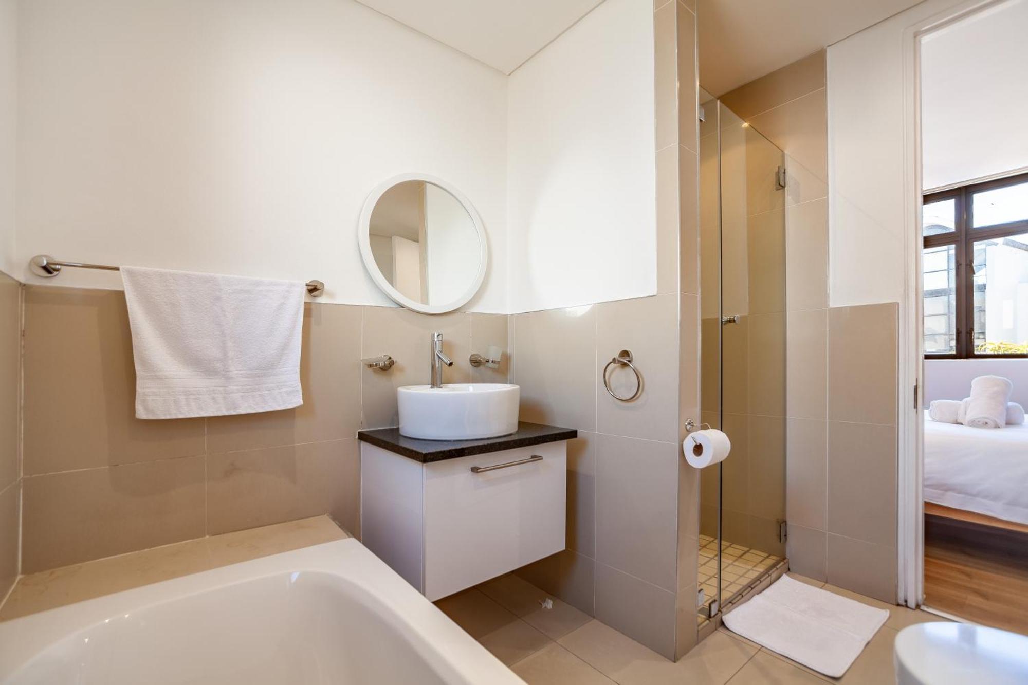 Appartement Modern Beachfront 2 Bed, 2 Bath- 143 Eden, Big Bay *